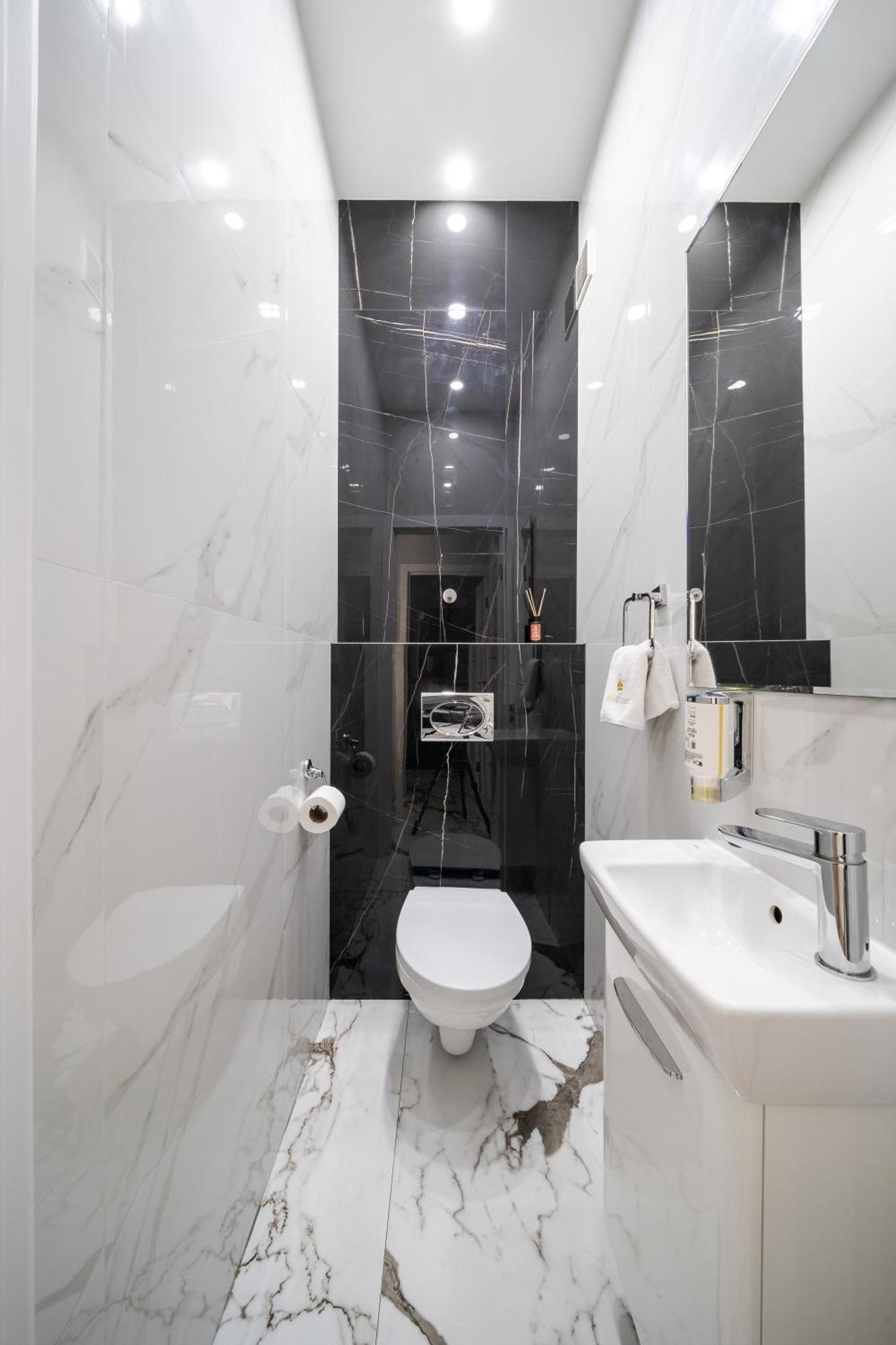 Royal Apartment On Balabana Street Lviv Kültér fotó